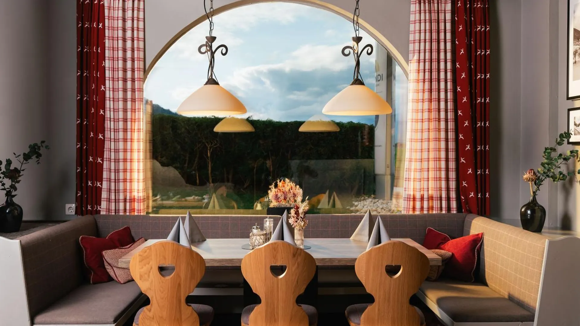 **** شقة فندقية Mondi Hotel اكسامز النمسا