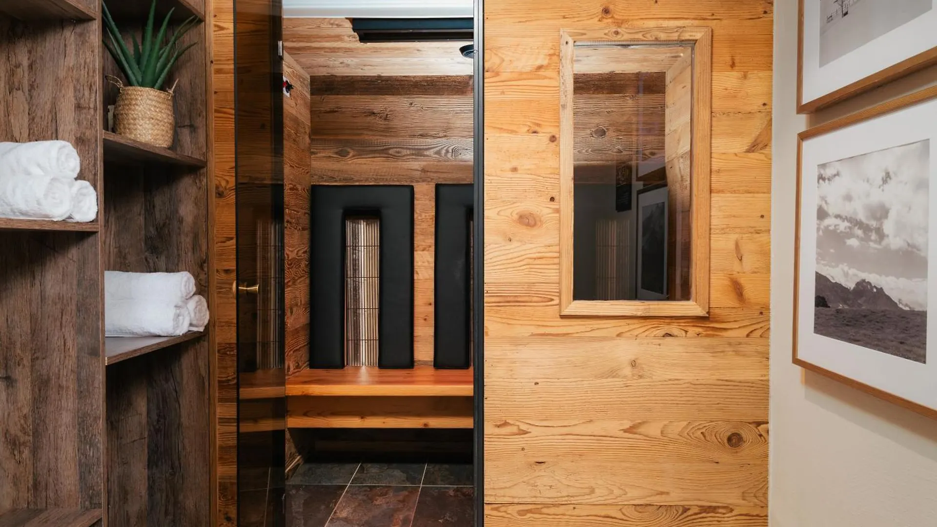 Mondi Hotel اكسامز
